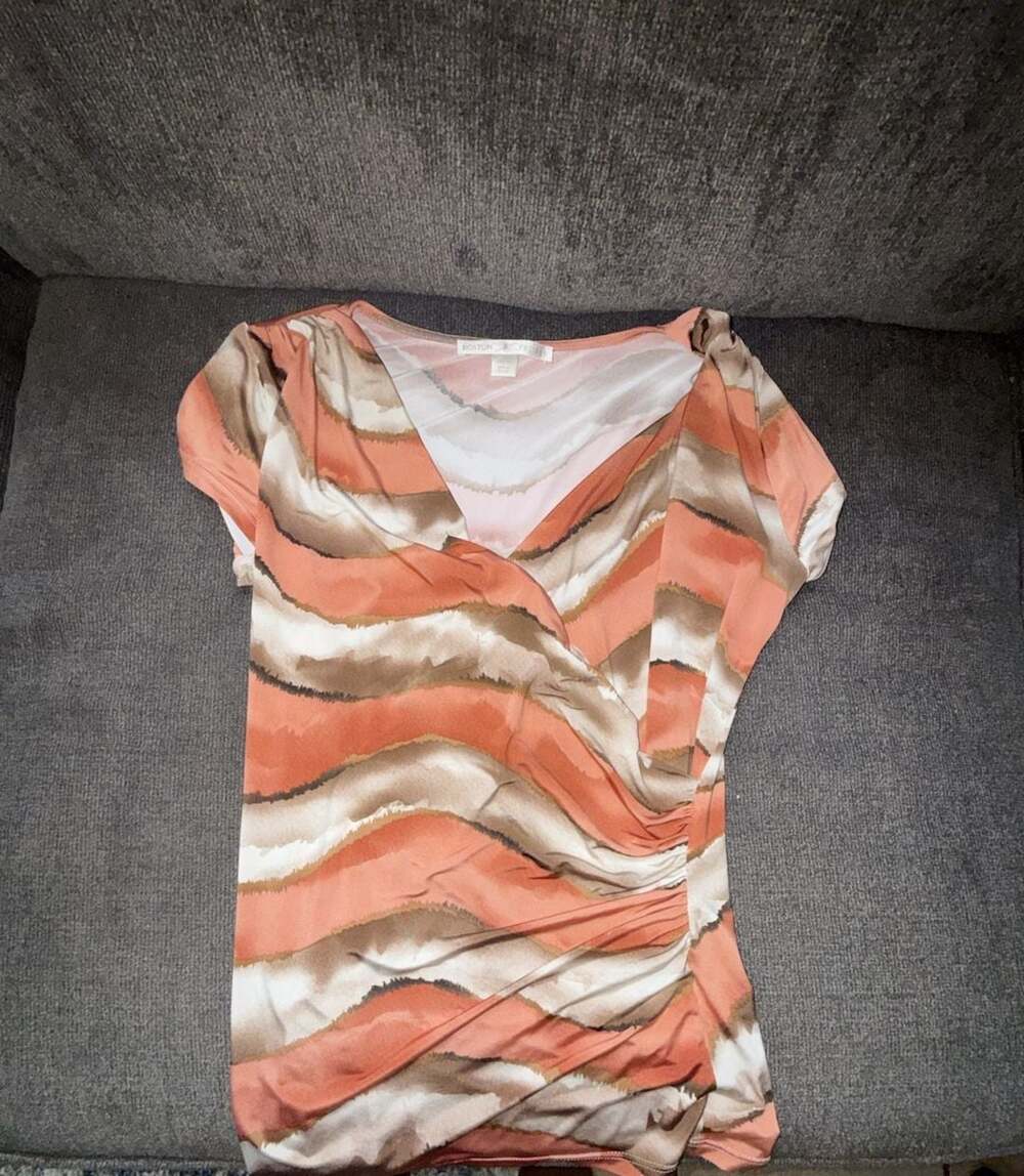 Boston Proper Coral and Brown Y2K Striped Ruched V-Neck Short Sleeve Top Size M